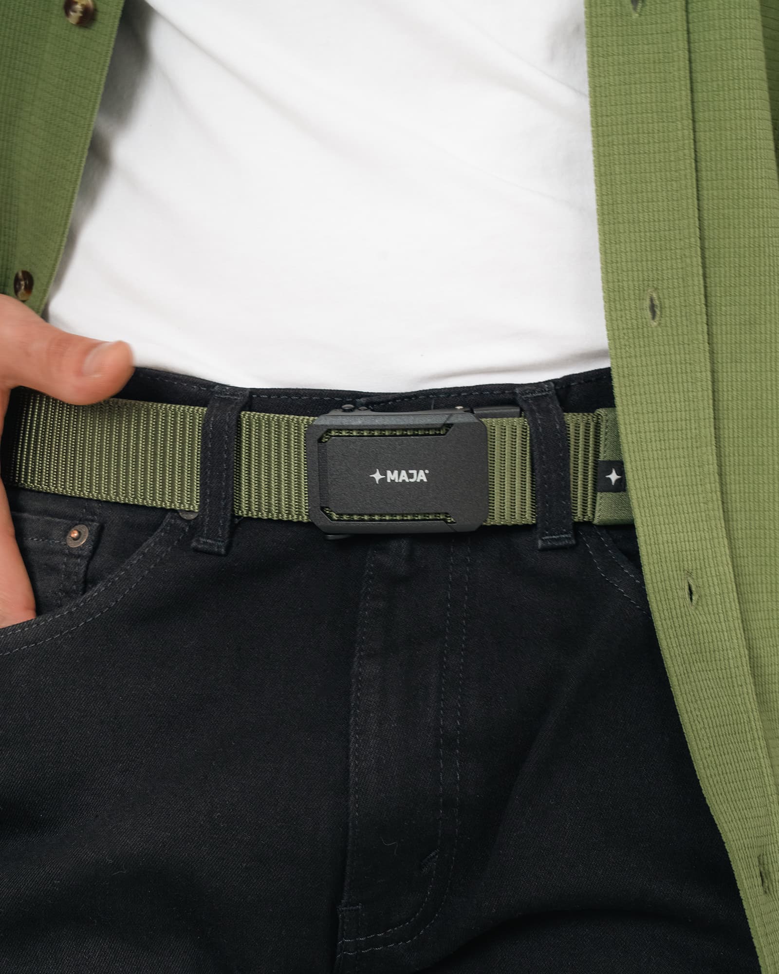 MAJA® Classic Belt Closed Buckle Herradura