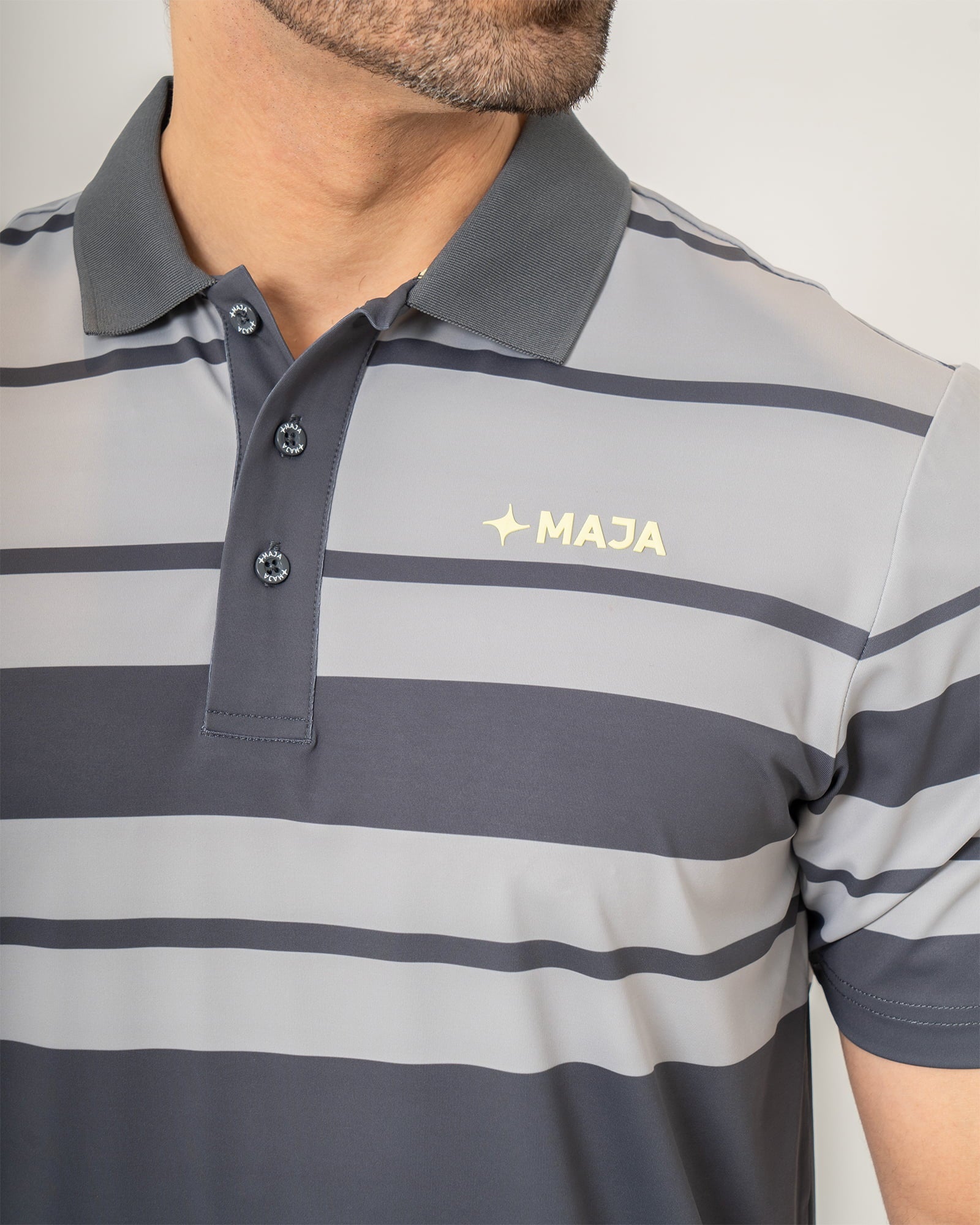 Pure Line Polo, Rayada gris, side view, Regular fit, Polyester, with 4-way stretch fabric, versatile use