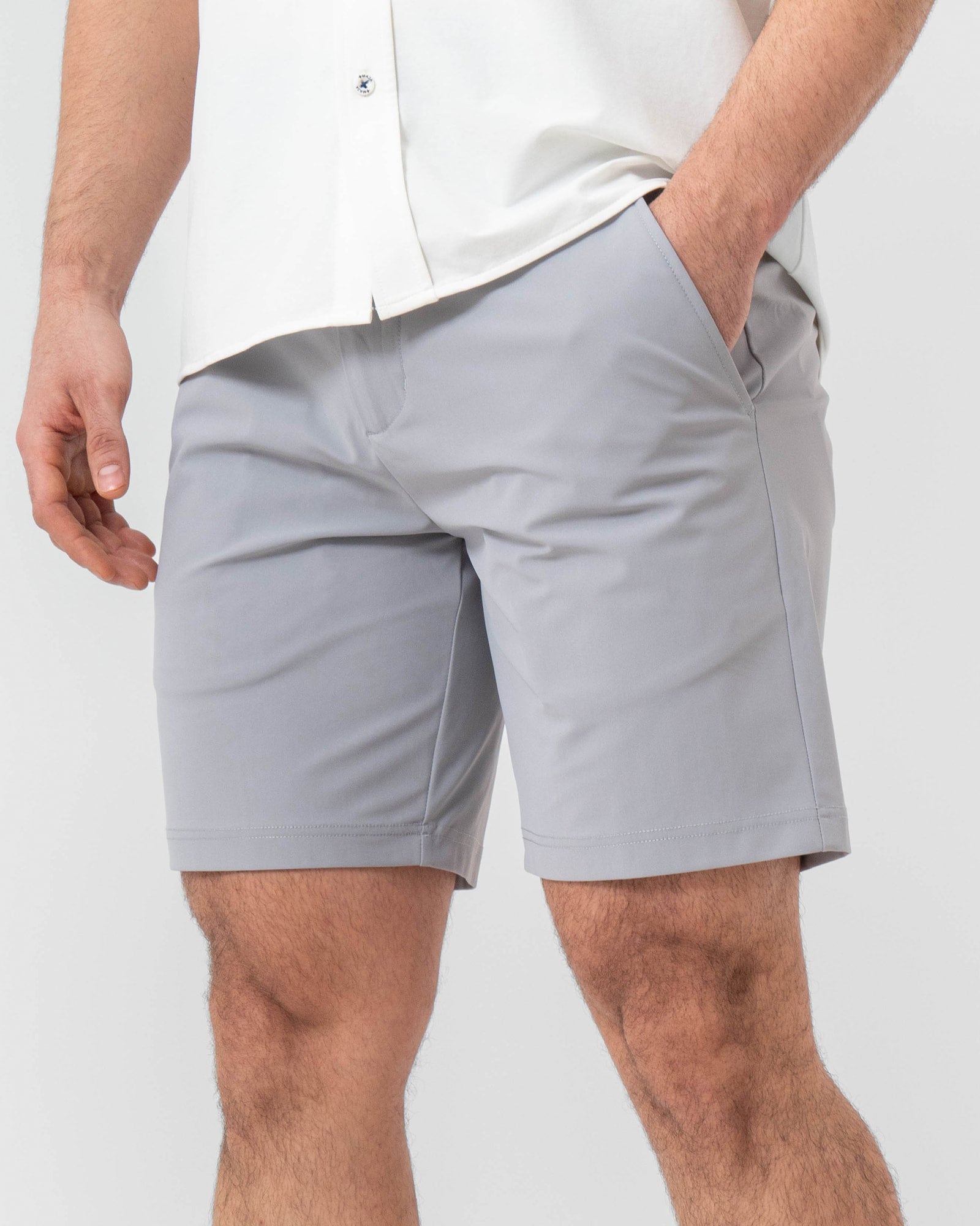 Short Slim MAJA® Formal, Gris, vista frontal, fit Slim, Poliéster, con Tela estiramiento 4 vías, cómoda para entrenamiento