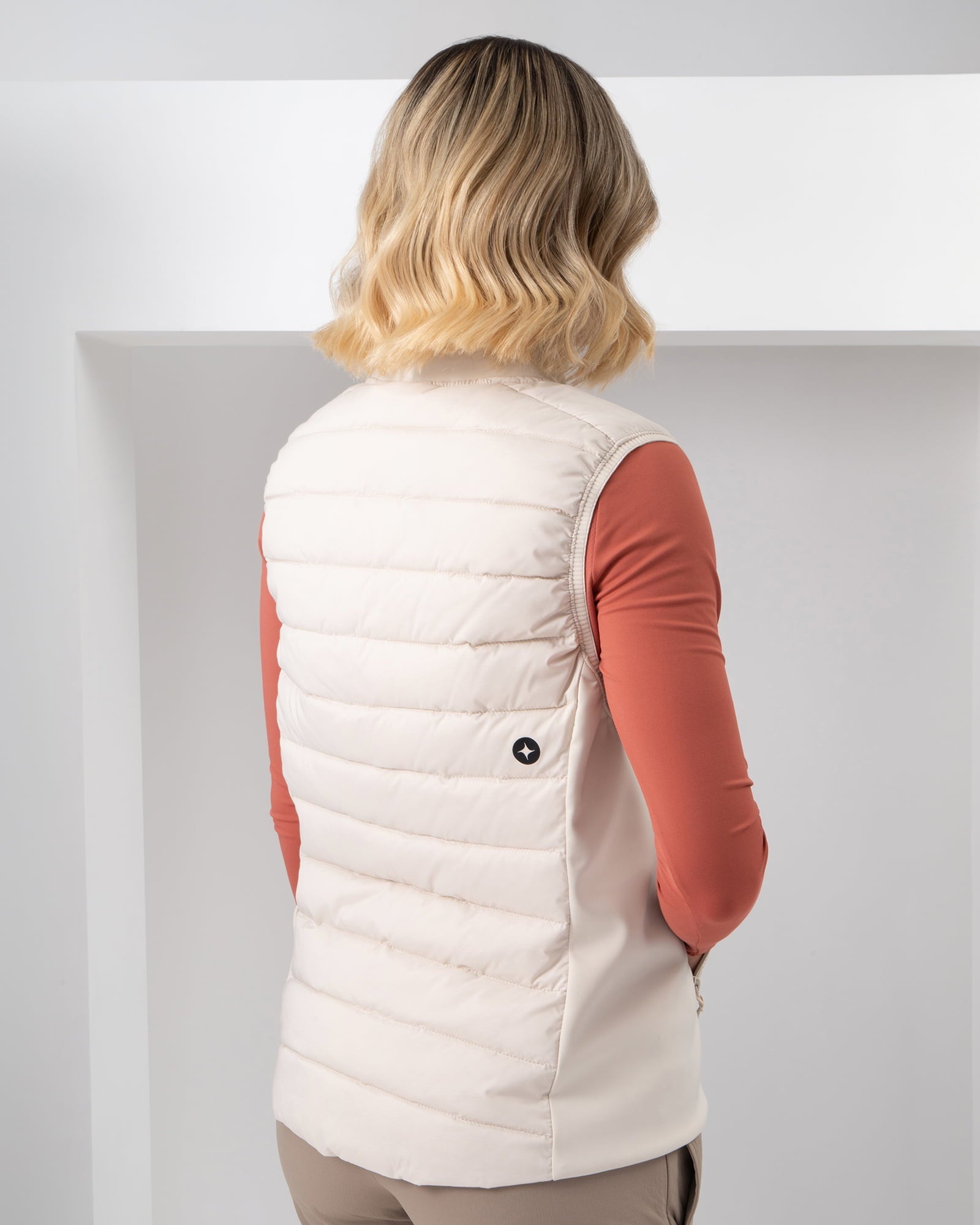 Polar Vest, Cream, back view, Slim fit, Polyester, perfect for casual wear or training