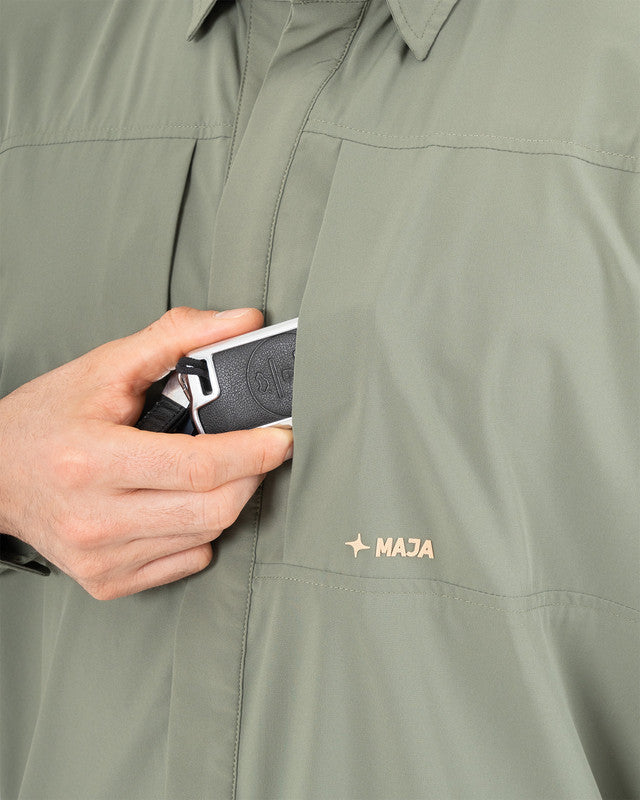 Pacífica Shirt, Olive green, side view, Relaxed fit, Polyester, with 4-way stretch fabric, ideal for office