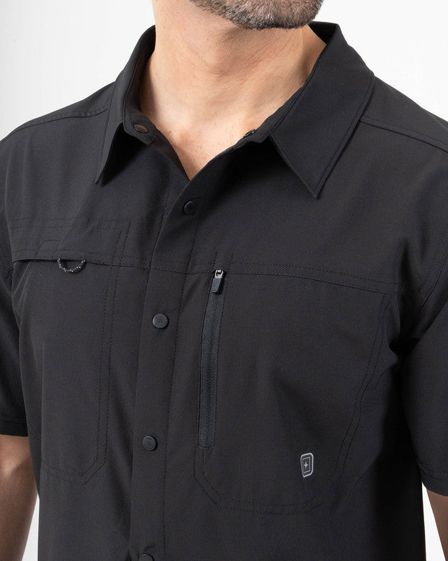 Short-Sleeve Outdoor Explorer Shirt, Black, side view, Relaxed fit, Polyester, with water-repellent, ideal for office