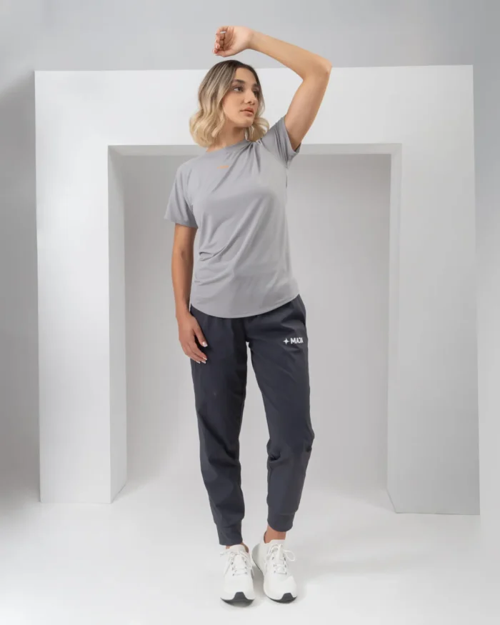 Camiseta Performance Básica Gris - Image 3