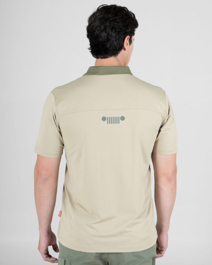 Polo Dri Fit JEEP® x MAJA®Jeepster - Image 2
