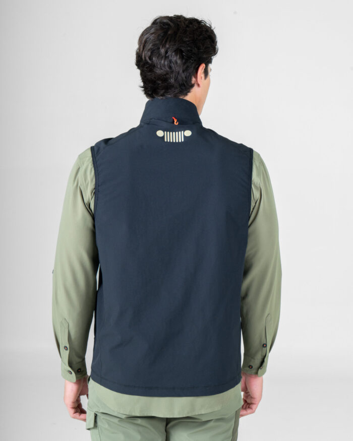 Chaleco con Bolsa JEEP® x MAJA® Willys - Image 2